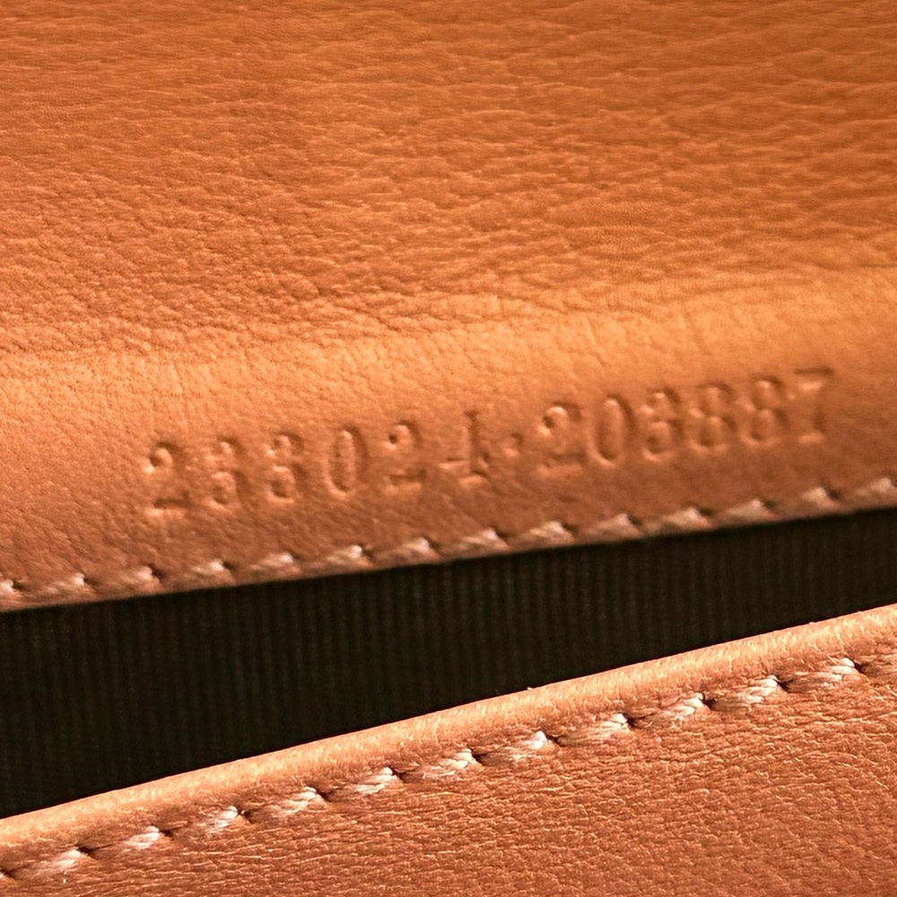 Authentic Pink Gucci Wallet - Picture 8 of 11